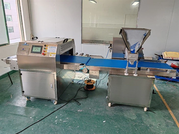 Swiss Roll Roller Spreader Machine price